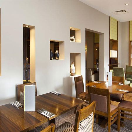 Premier Inn Manchester City Экстерьер фото
